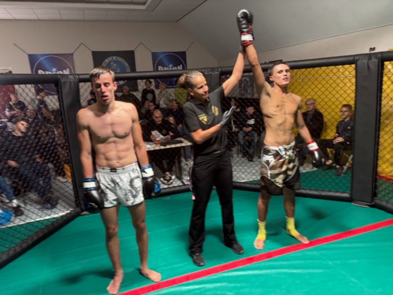 Levi Sulmann winnaar Orion Fights te Linne.